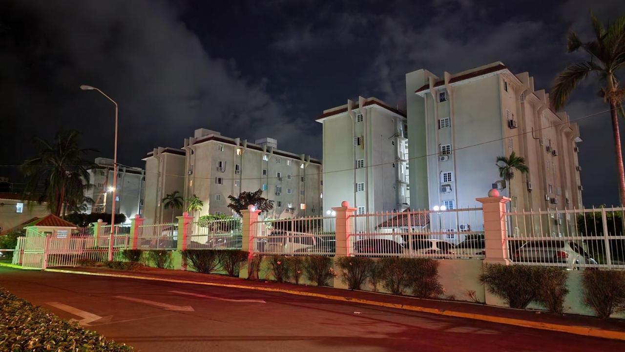 Oaklands Oasis Apartman Kingston Kültér fotó